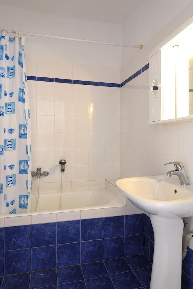 נאוסה La Celestina Apartments מראה חיצוני תמונה