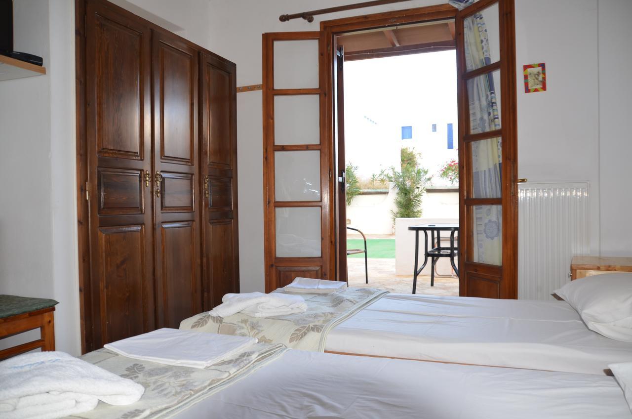 נאוסה La Celestina Apartments מראה חיצוני תמונה