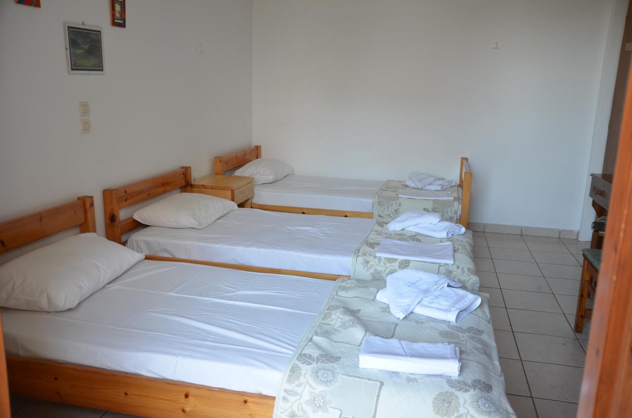 נאוסה La Celestina Apartments מראה חיצוני תמונה