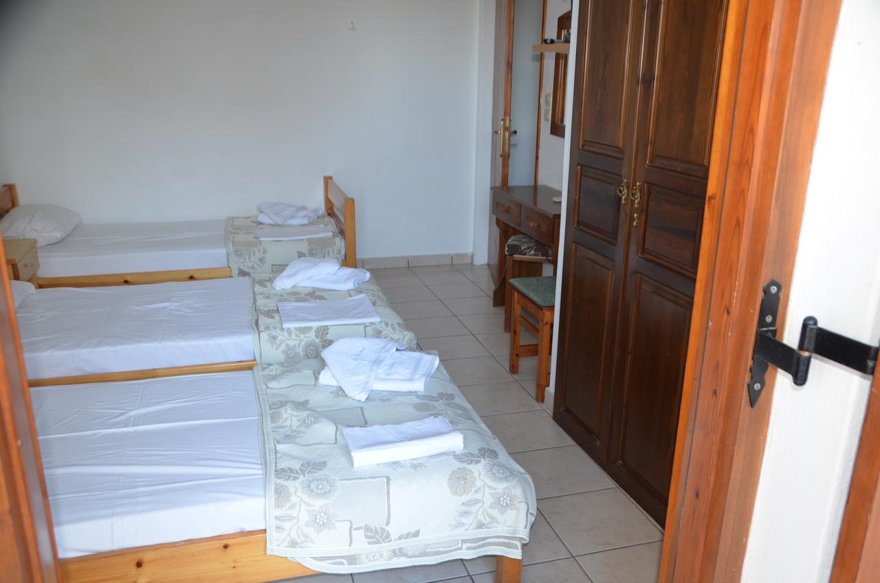נאוסה La Celestina Apartments מראה חיצוני תמונה